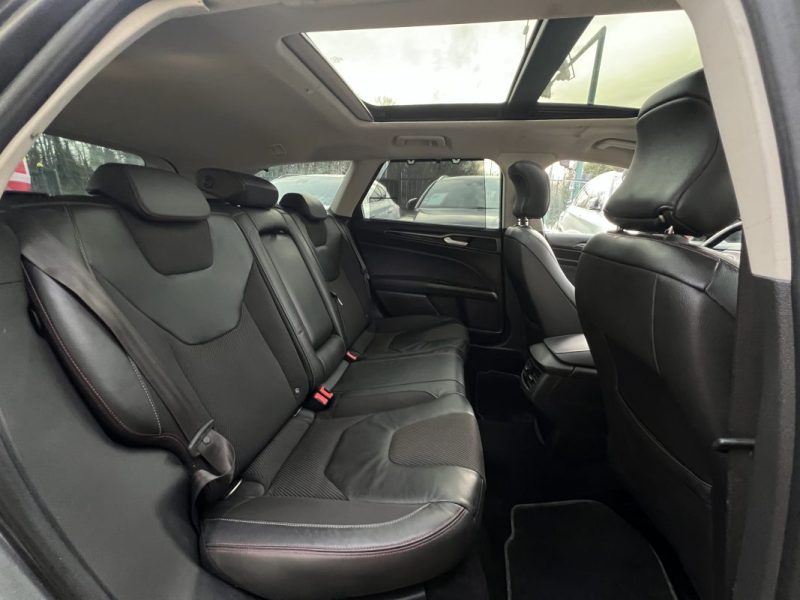 FORD MONDEO 4 IV SW / BREAK ST Line 2.0 TDCI 150 Cv BOITE AUTOMATIQUE TOIT OUVRANT APPLE & ANDROID