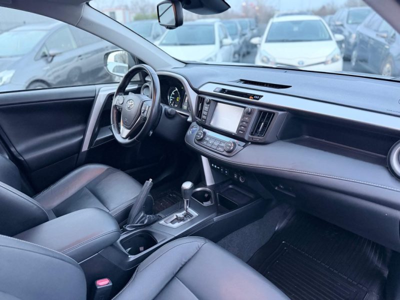 TOYOTA RAV 4 2.5 HYBRID 197h SPORT EDITION