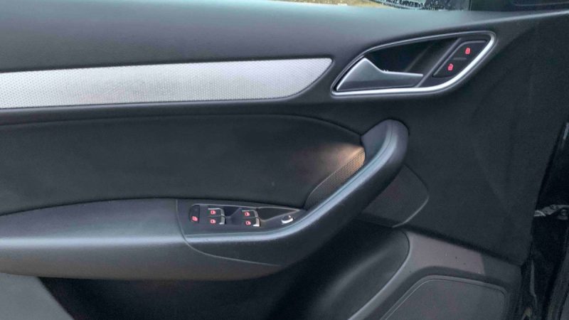 AUDI Q3 2.0 TDI 140CH AMBIENTE 2013