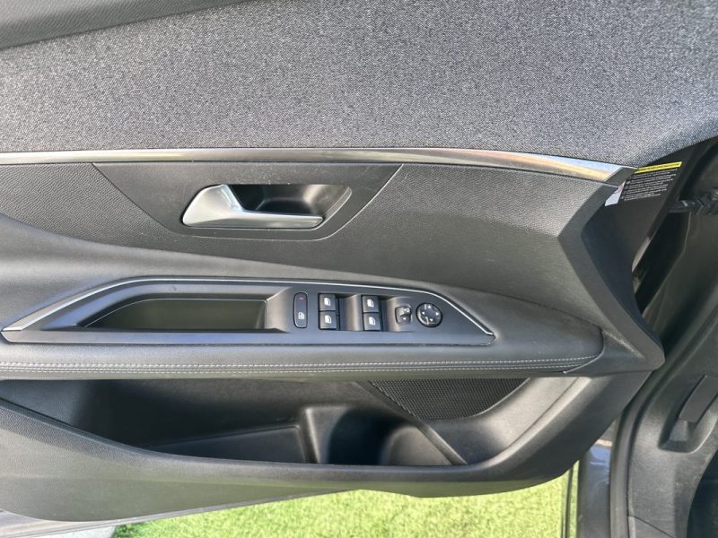 PEUGEOT 3008 1.5 HDI 130CV ALLURE / 1ERE MAIN