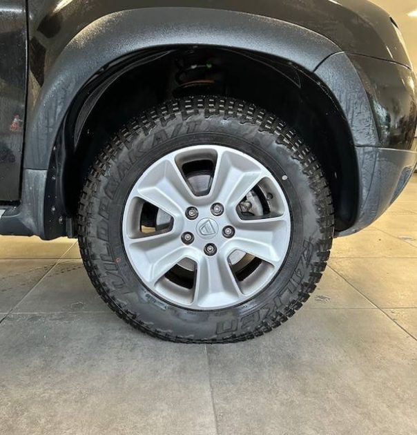 DACIA DUSTER 1.5 DCI 110CH PRESTIGE 4X4 2013
