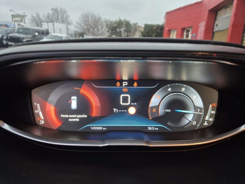 PEUGEOT 3008 1.6 BLUEHDI 120 ALLURE EAT8 