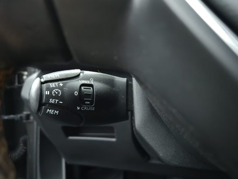 PEUGEOT 3008 1.6 BLUEHDI 120 ALLURE EAT8 