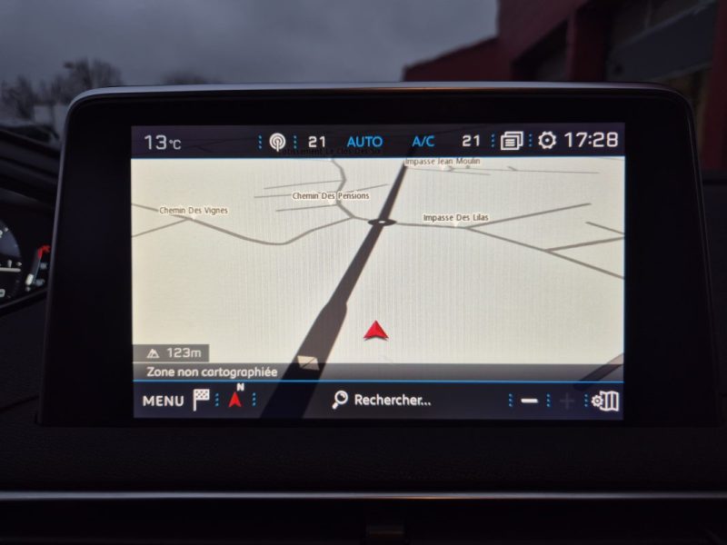 PEUGEOT 3008 1.6 BLUEHDI 120 ALLURE EAT8 