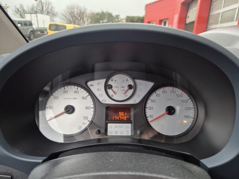 PEUGEOT PARTNER TEPEE 1.6 HDI 90 LOISIRS 2009