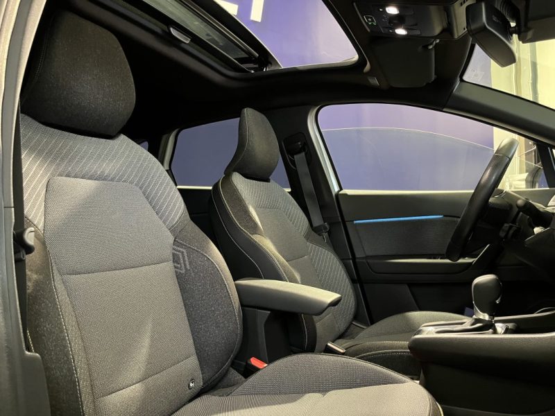 RENAULT CAPTUR TOIT OUVRANT HYBRID 1.6 E-TECH 145 CH TECHNO / PACK SAFETY & DRIVING