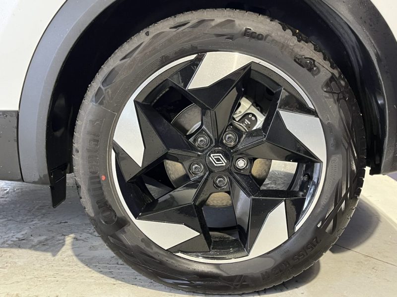 RENAULT CAPTUR TOIT OUVRANT HYBRID 1.6 E-TECH 145 CH TECHNO / PACK SAFETY & DRIVING