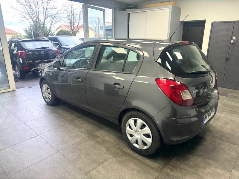 OPEL CORSA D 1.3 CDTI 75 FAP COSMO  5P 2011