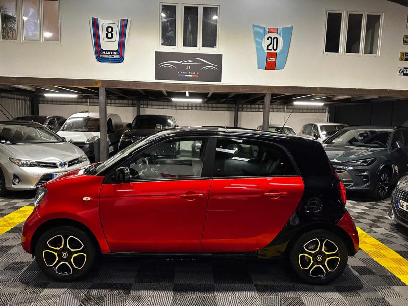 MAGNIFIQUE SMART FORFOUR 1.0 BVA 71 CH (SUIVI D’ENTRETIEN, TOIT PANORAMIQUE, SIÈGES CHAUFFANTS)