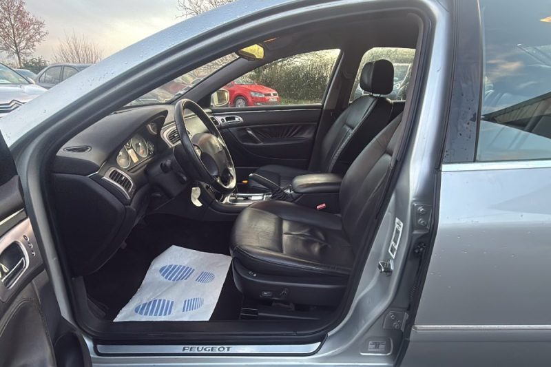 PEUGEOT 607 2.7 V6 HDI 204 EXECUTIVE BVA 