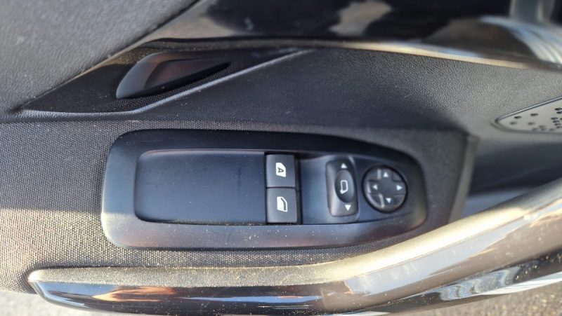 PEUGEOT 208 1.6 BLUE HDI - 8V TURBO 2016