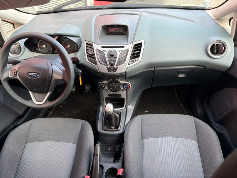 FORD FIESTA 1.4 TDCI 70CH FAP TREND 5P 2011