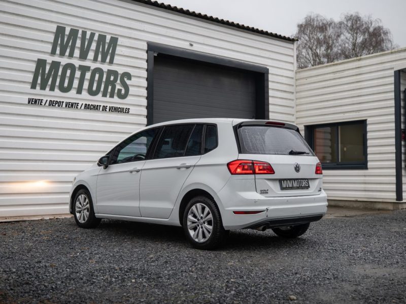 VOLKSWAGEN GOLF SPORTSVAN 1.6 TDI 110Cv