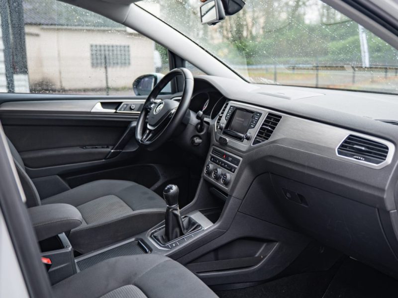 VOLKSWAGEN GOLF SPORTSVAN 1.6 TDI 110Cv