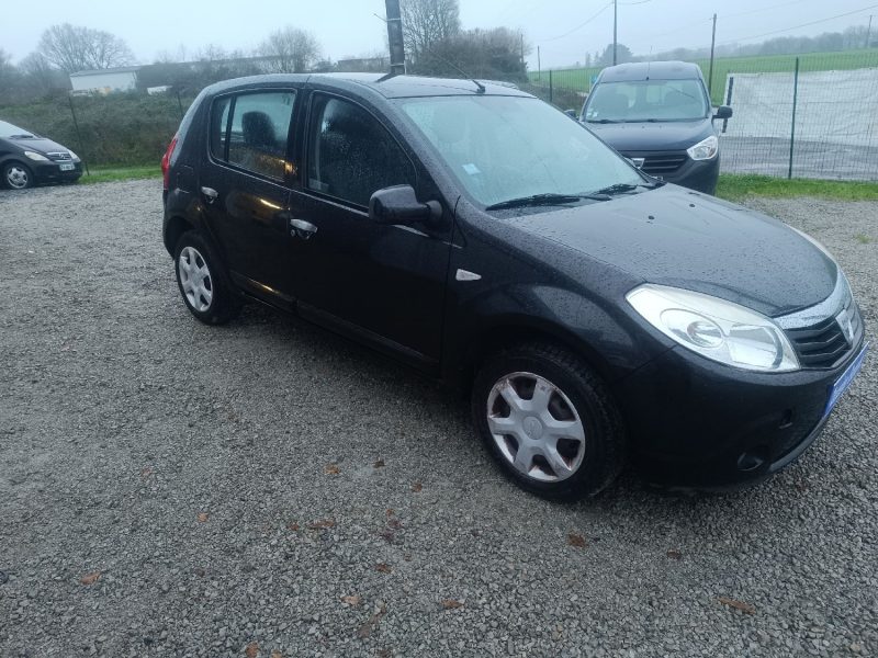 DACIA SANDERO 1.5 DCI 75 FAP ECO2 LAUREATE 2011