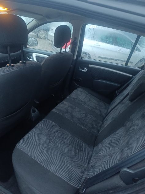 DACIA SANDERO 1.5 DCI 75 FAP ECO2 LAUREATE 2011