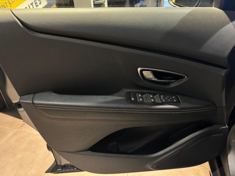 RENAULT SCENIC IV 1.7 BLUE DCI 120 LIMITED / ENTRETIEN RENAULT COMPLET  2020