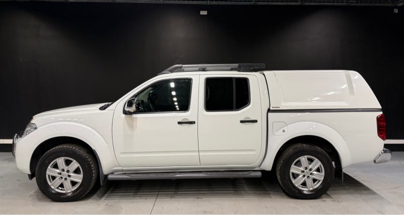 NISSAN NAVARA PICK-UP 2.5 DCI DOUBLE CAB LE 4X4 2011