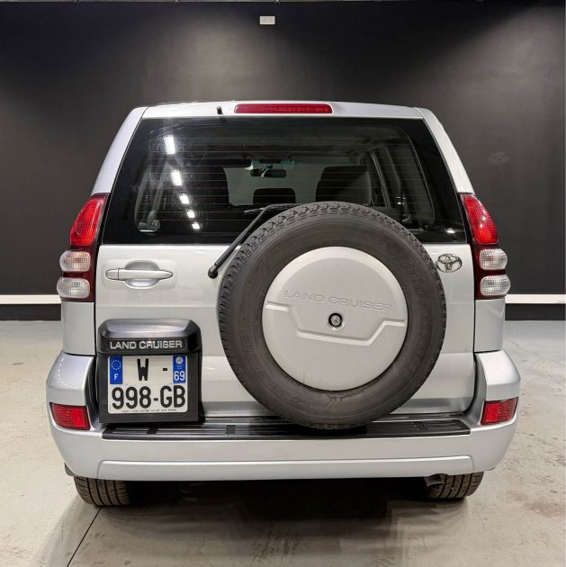 TOYOTA LAND CRUISER 3.0 D-4D 2003