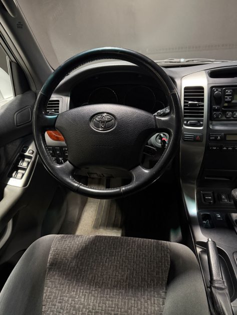 TOYOTA LAND CRUISER 3.0 D-4D 2003