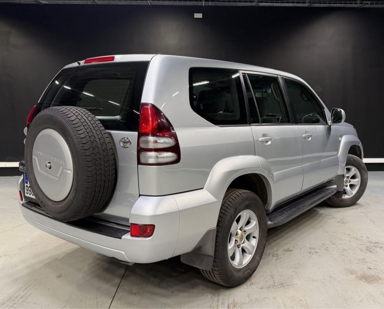 TOYOTA LAND CRUISER 3.0 D-4D 2003