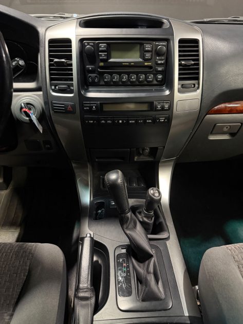 TOYOTA LAND CRUISER 3.0 D-4D 2003