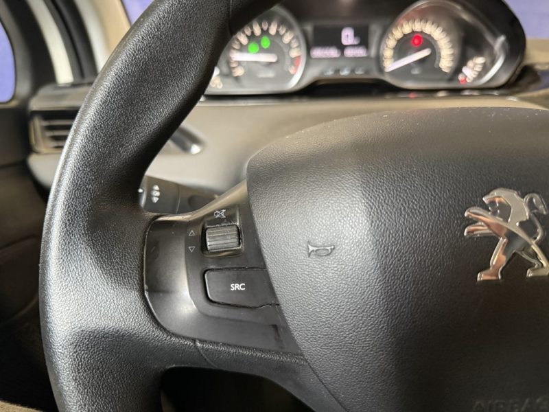 PEUGEOT 208 1.2 - ACTIVE - COURROIE NEUVE - RÉGULATEUR - 86200 KMs - 2015