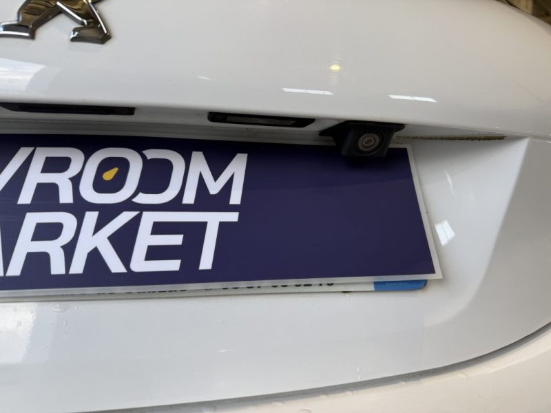 PEUGEOT 208 1.2 - ACTIVE - COURROIE NEUVE - RÉGULATEUR - 86200 KMs - 2015