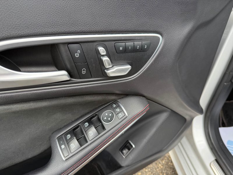 MERCEDES CLA 220D 170CH FASCINATION AMG FULLS OPTIONS GARANTIE