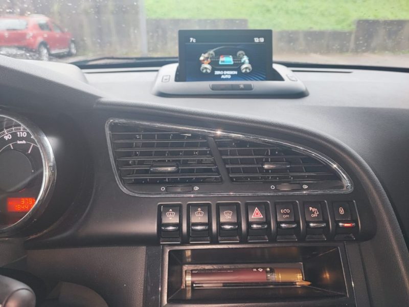 PEUGEOT 3008 2.0 E-HDI FAP ETG6 85G + ELECTRIC 37CH 2014