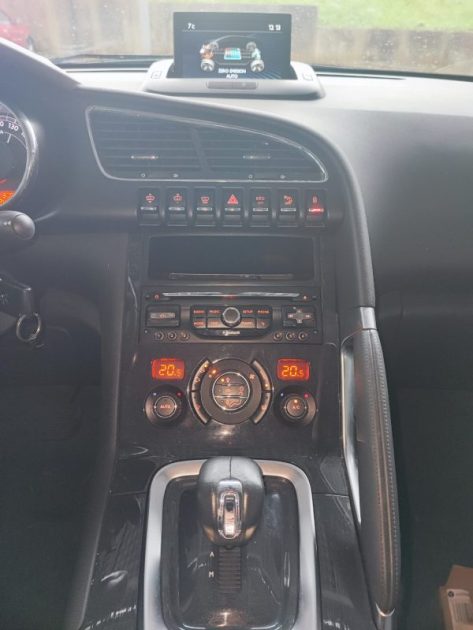 PEUGEOT 3008 2.0 E-HDI FAP ETG6 85G + ELECTRIC 37CH 2014