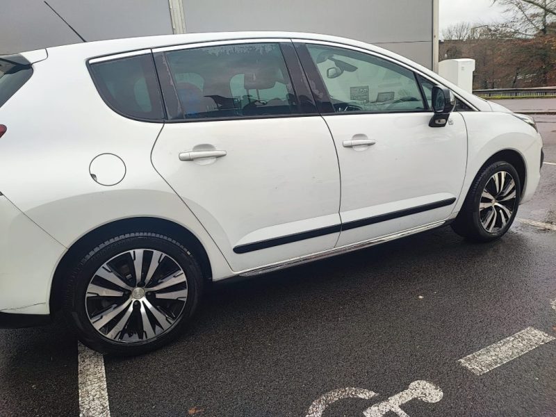 PEUGEOT 3008 2.0 E-HDI FAP ETG6 85G + ELECTRIC 37CH 2014