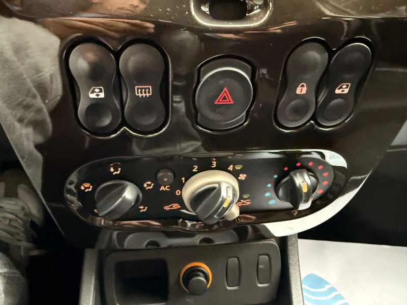 DACIA DUSTER 1.5 DCI ECO2 4X2 110 CV - ENTRETIEN OK - GARANTIE 6 MOIS 