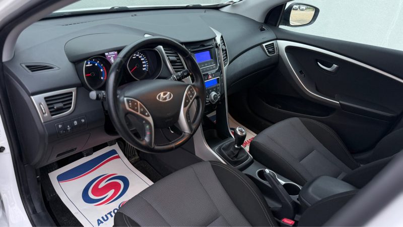 HYUNDAI I30 1.6 CRDI110 PACK SENSATION BLUE DRIVE 5P 2014