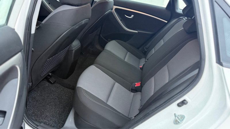 HYUNDAI I30 1.6 CRDI110 PACK SENSATION BLUE DRIVE 5P 2014