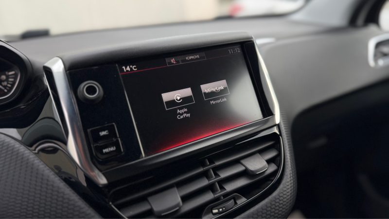 PEUGEOT 208 1.2 E THP 110CH GT LINE S&S EAT6 5CV 5P 2017