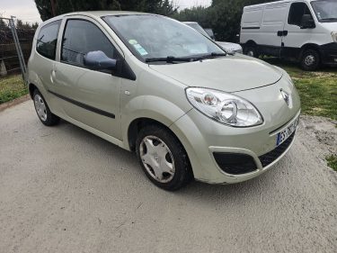 RENAULT TWINGO II 1.2 75 CH 115.000km