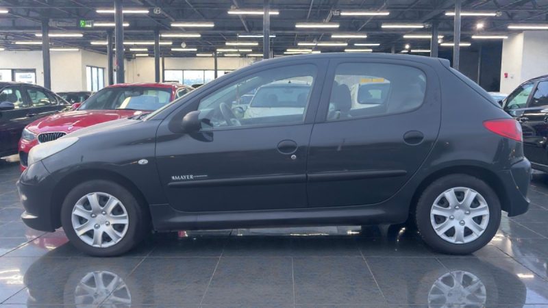 PEUGEOT 206+  5PORTES GARANTIE 6MOIS