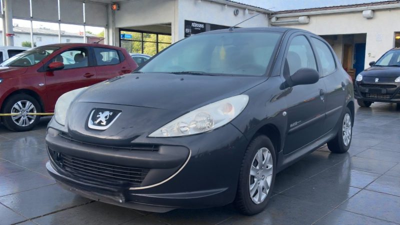 PEUGEOT 206+  5PORTES GARANTIE 6MOIS