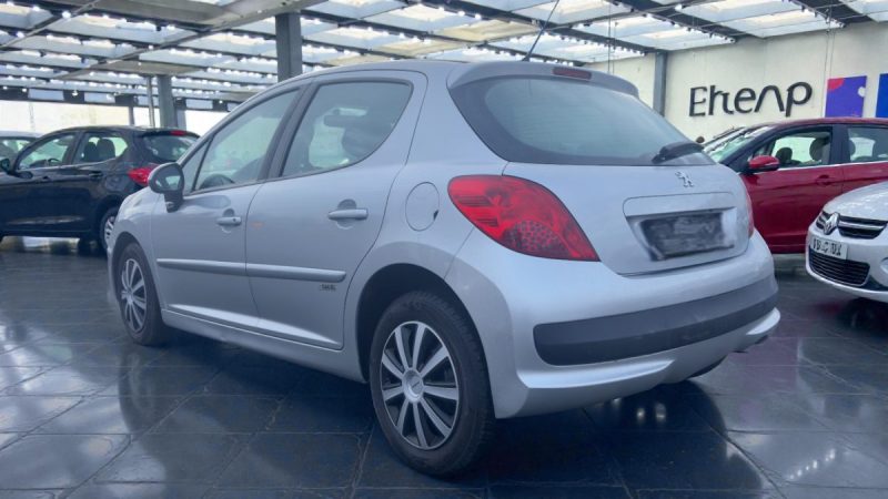PEUGEOT 207 1.4 5PORTES GARANTIE 6MOIS