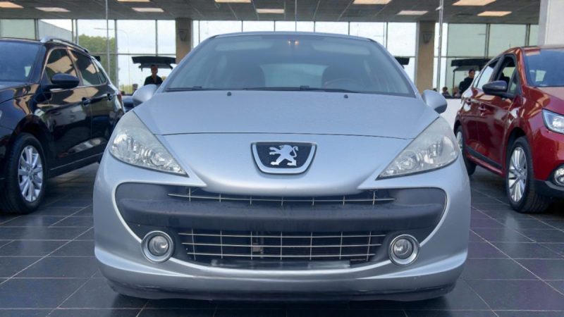 PEUGEOT 207 1.4 5PORTES GARANTIE 6MOIS