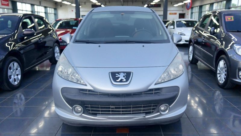 PEUGEOT 207 1.4 5PORTES GARANTIE 6MOIS