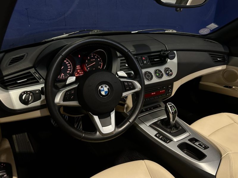 BMW Z4 S DRIVE 35I / 306 CV / Sieges chauffants / Faible kilometrage / DKG