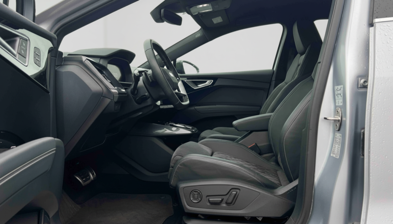 AUDI Q4 E-TRON SPORTBACK S LINE