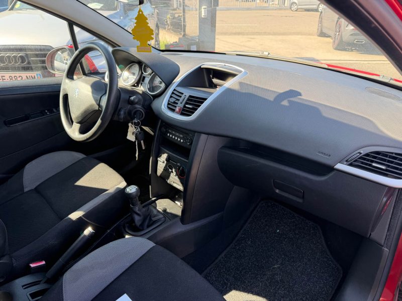 PEUGEOT 207 1.4E 75CH GARANTIE