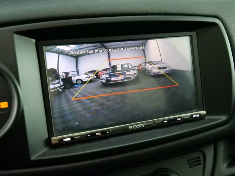 TOYOTA YARIS 100H COLLECTION 5P 2018