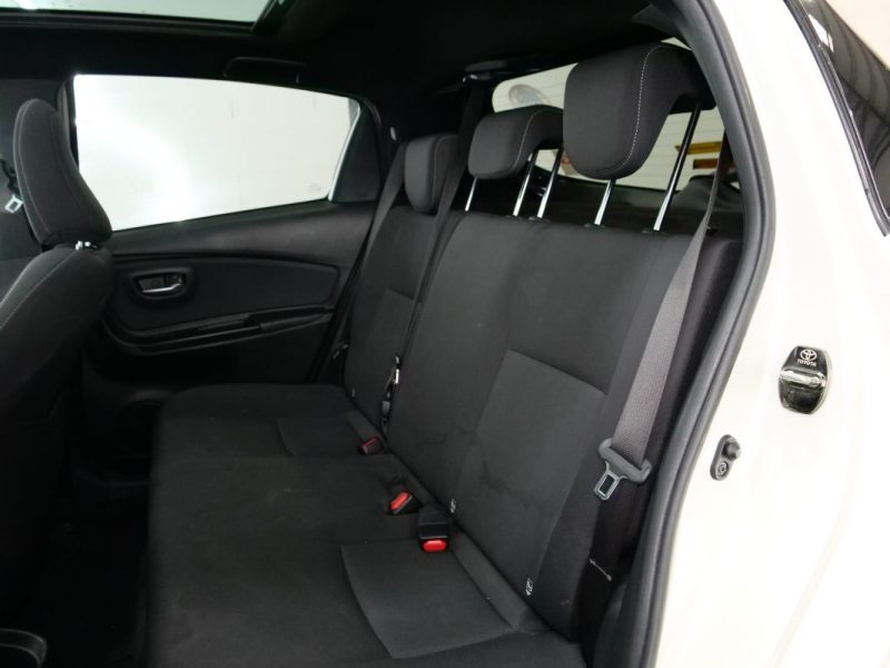 TOYOTA YARIS 100H COLLECTION 5P 2018