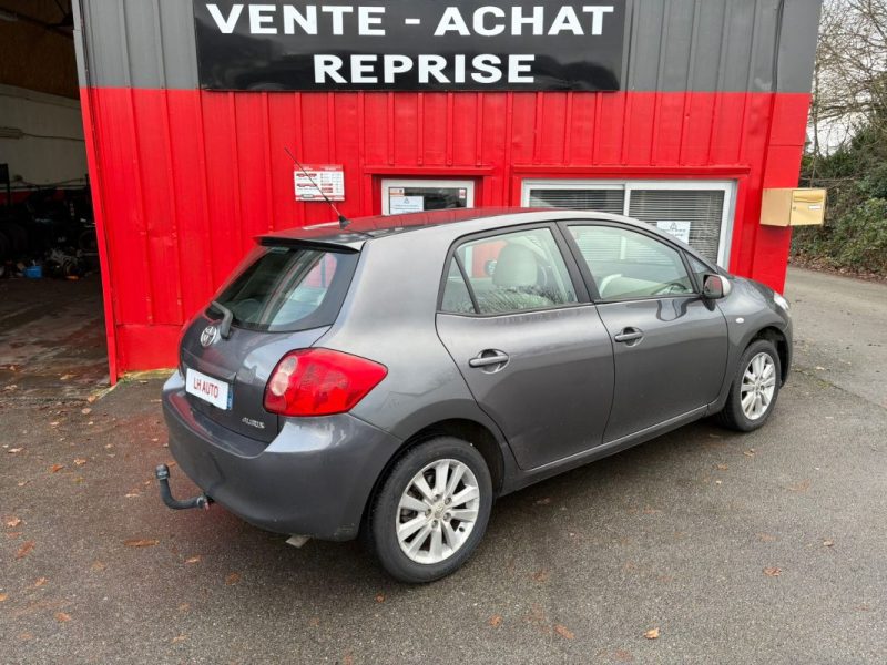 TOYOTA AURIS 124 VVTI LUNA MMT 2007