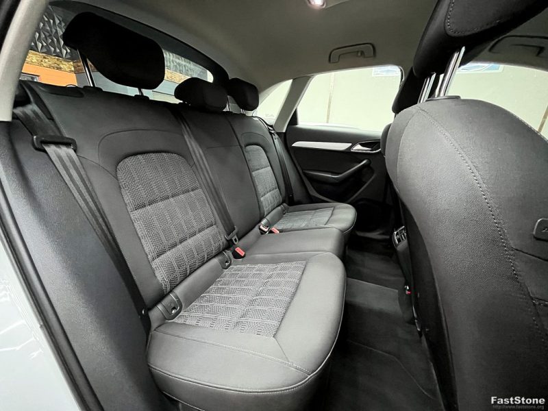 AUDI Q3 2.0 TDI 150CV AMBIENTE S TRONIC 7 SUIVI COMPLET AUDI / CAMERA