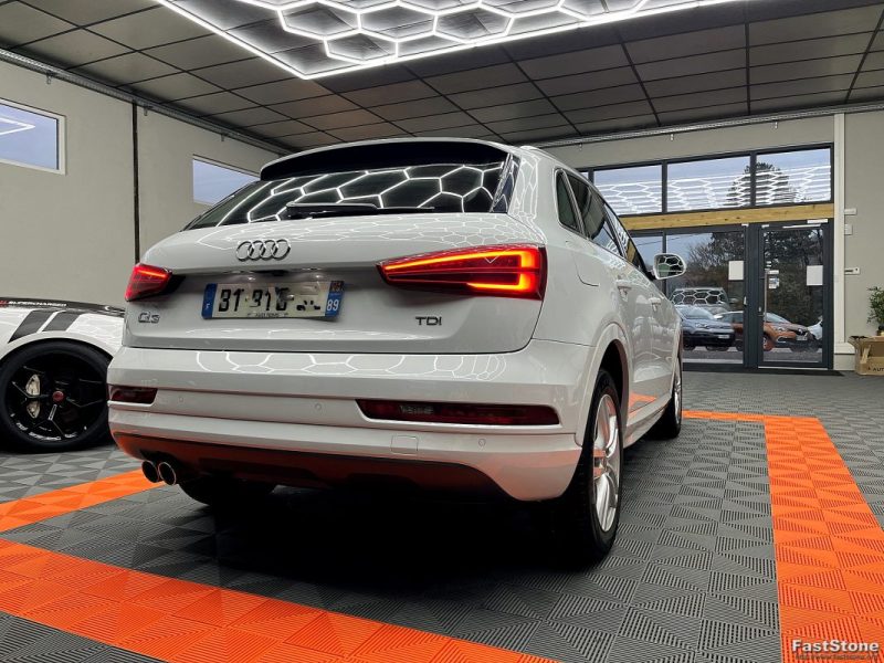 AUDI Q3 2.0 TDI 150CV AMBIENTE S TRONIC 7 SUIVI COMPLET AUDI / CAMERA